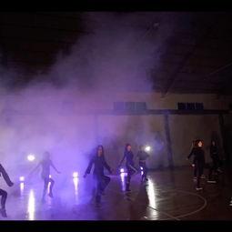 独舞成人街舞视频,成人街舞视频中的动感演绎