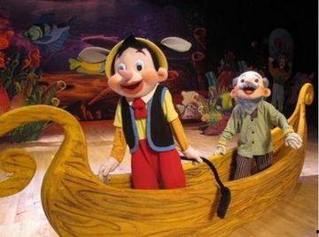 小孩变成人形木偶视频