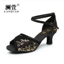 成人摩登鞋直播视频下载